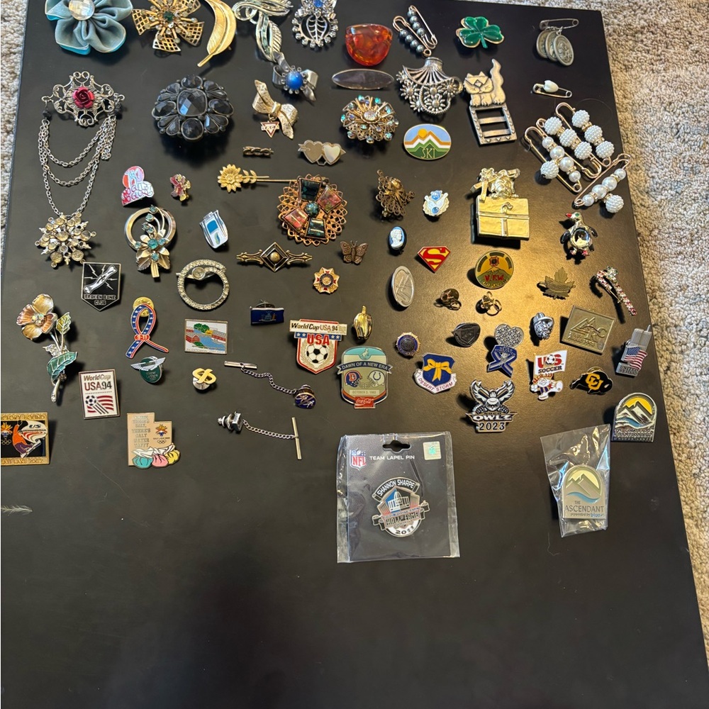 80 ct Assorted Pin and Brooch Collection